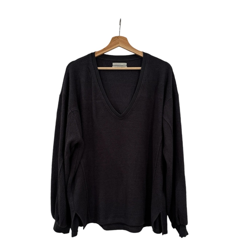 Fluffy, oversized Urban Outfitters sweatshirt